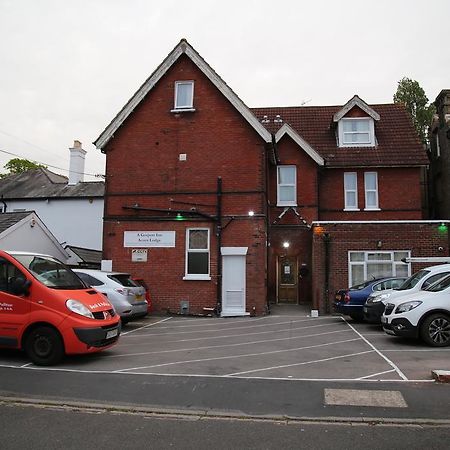 A Gosport Inn - Free Parking Экстерьер фото